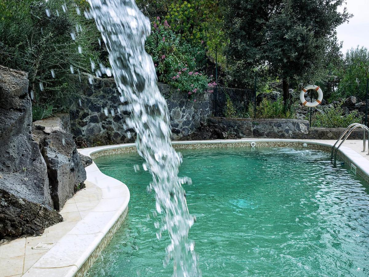 Fontana Del Cherubino Santa Maria di Licodia エクステリア 写真